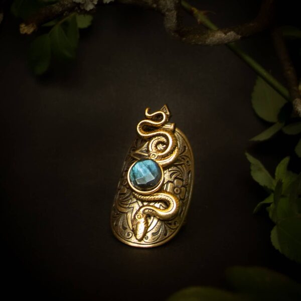 Rising Serpent Cuff Fingerpiece: 8.5