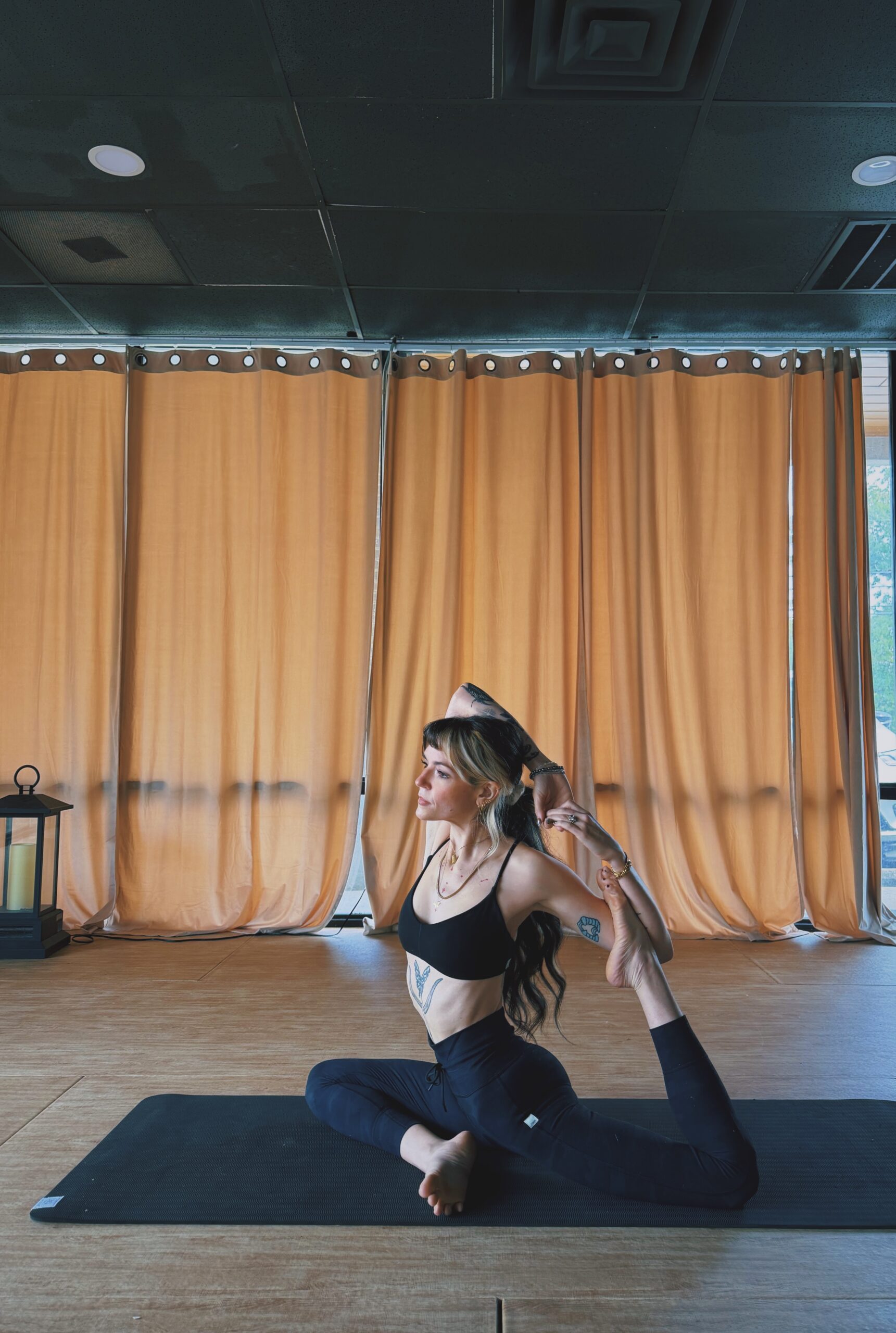 October - Spooky Sculpt at Verre Noir - Pilates Class - Image 7